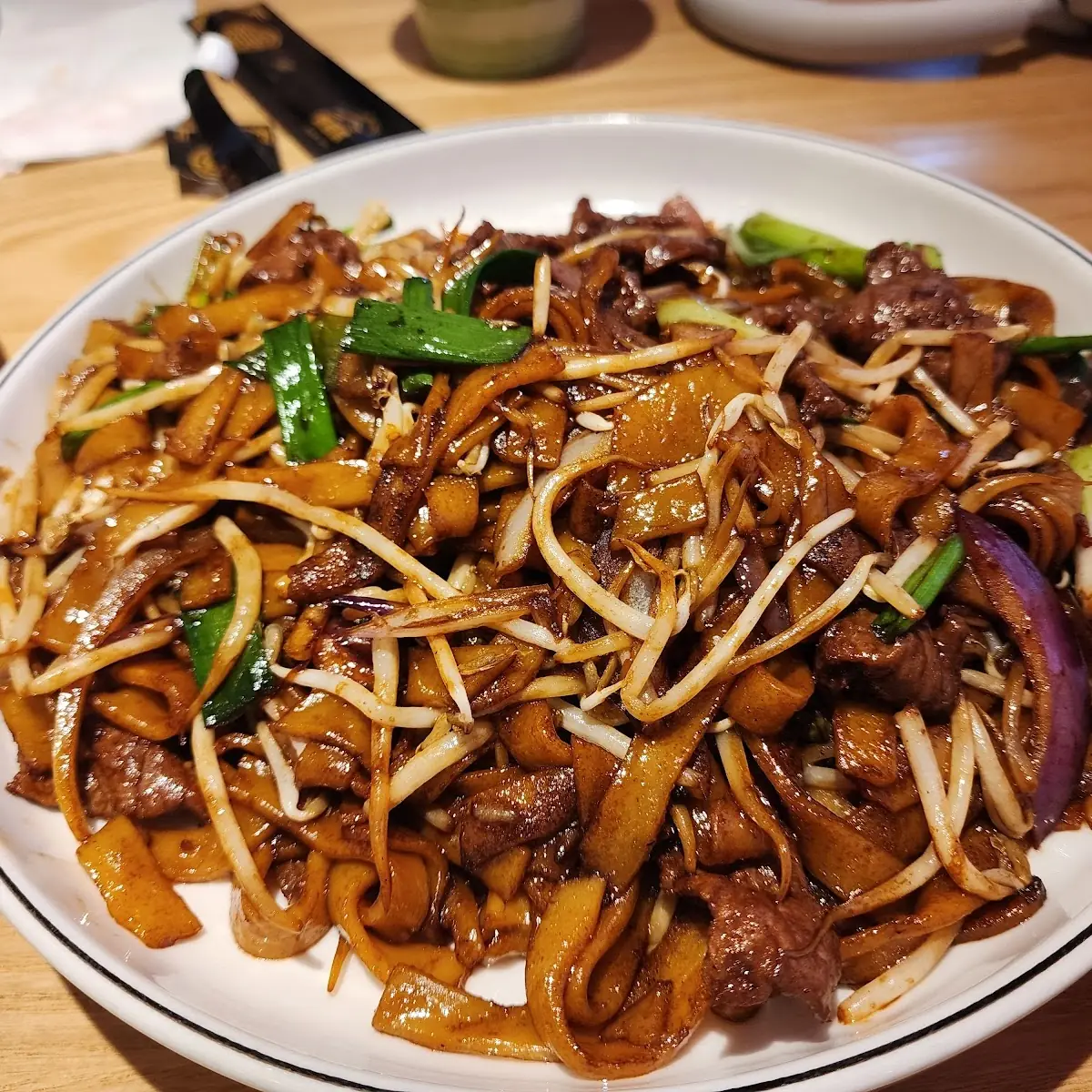 stir-fried flat noodle e7 干炒河粉